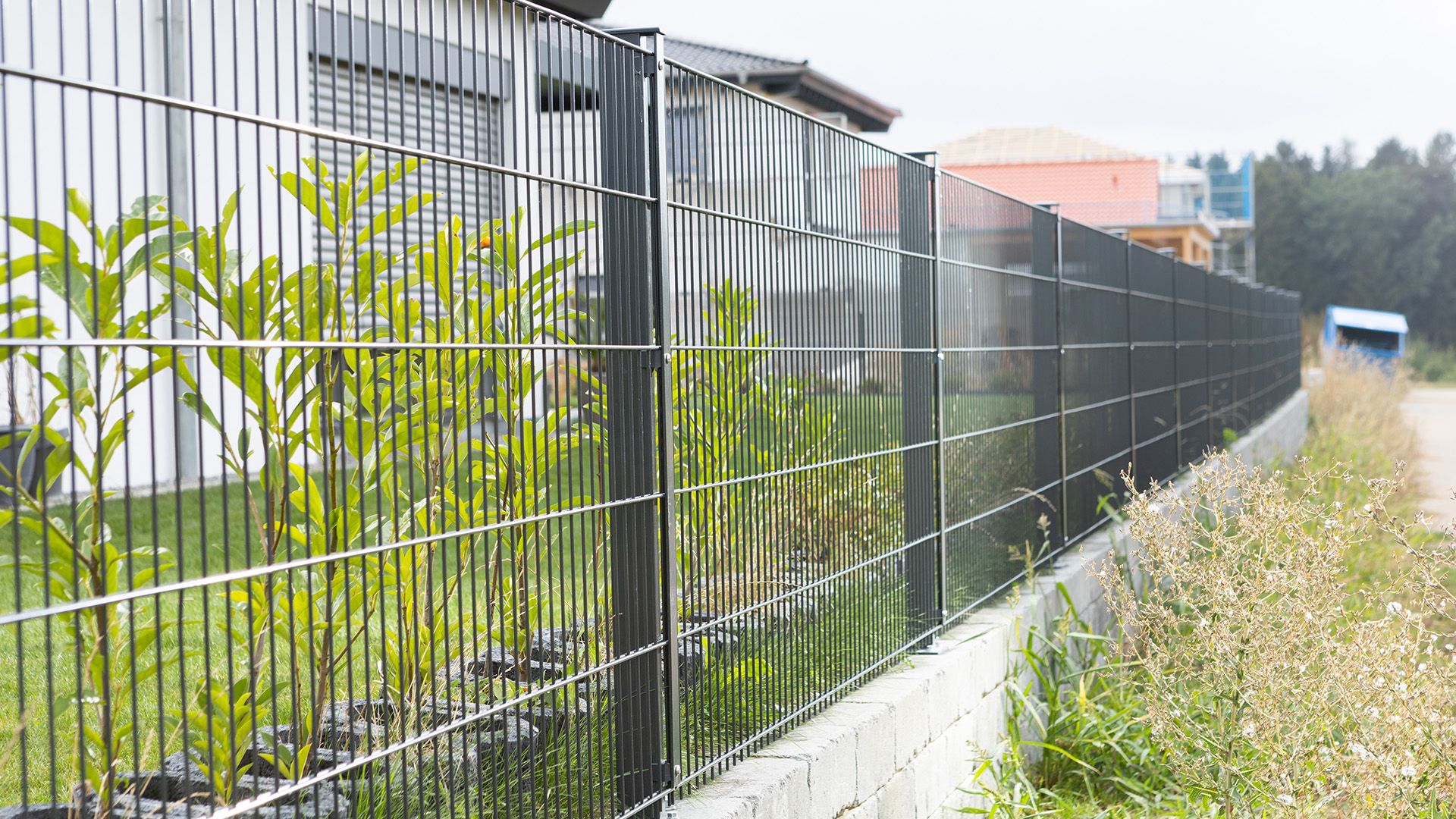 Doppelstabmattenzäune Beispiel von Zaunfuchs Berlin